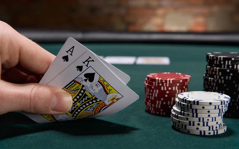 Bài Poker 3 Lá Trực Tuyến Tại Rikvip 2025 Tỉ lệ cược của trò chơi Bài Poker 3 lá
